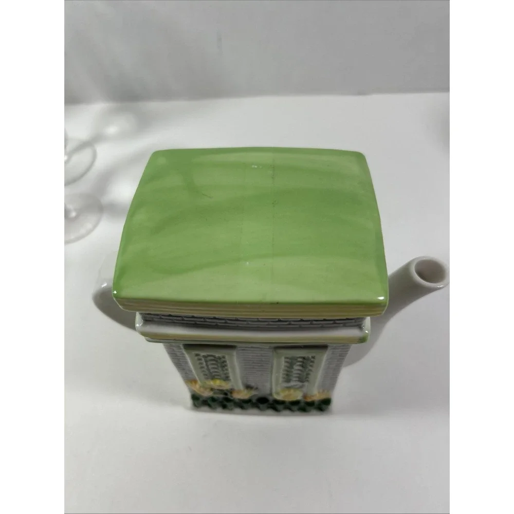 Vintage Tea Pot Cottage‎ Flower Shop Green Yellow